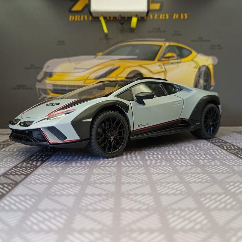 1:24 Lamborghini STO modello d - Audio Music Car recensione e prezzo