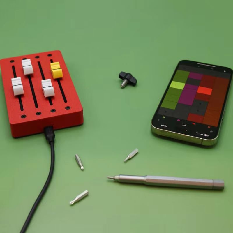 Controller MIDI CC, Fader a 4  - Audio Music Software recensione e prezzo